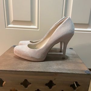 Nine West Shoes size 9 nude platform heels